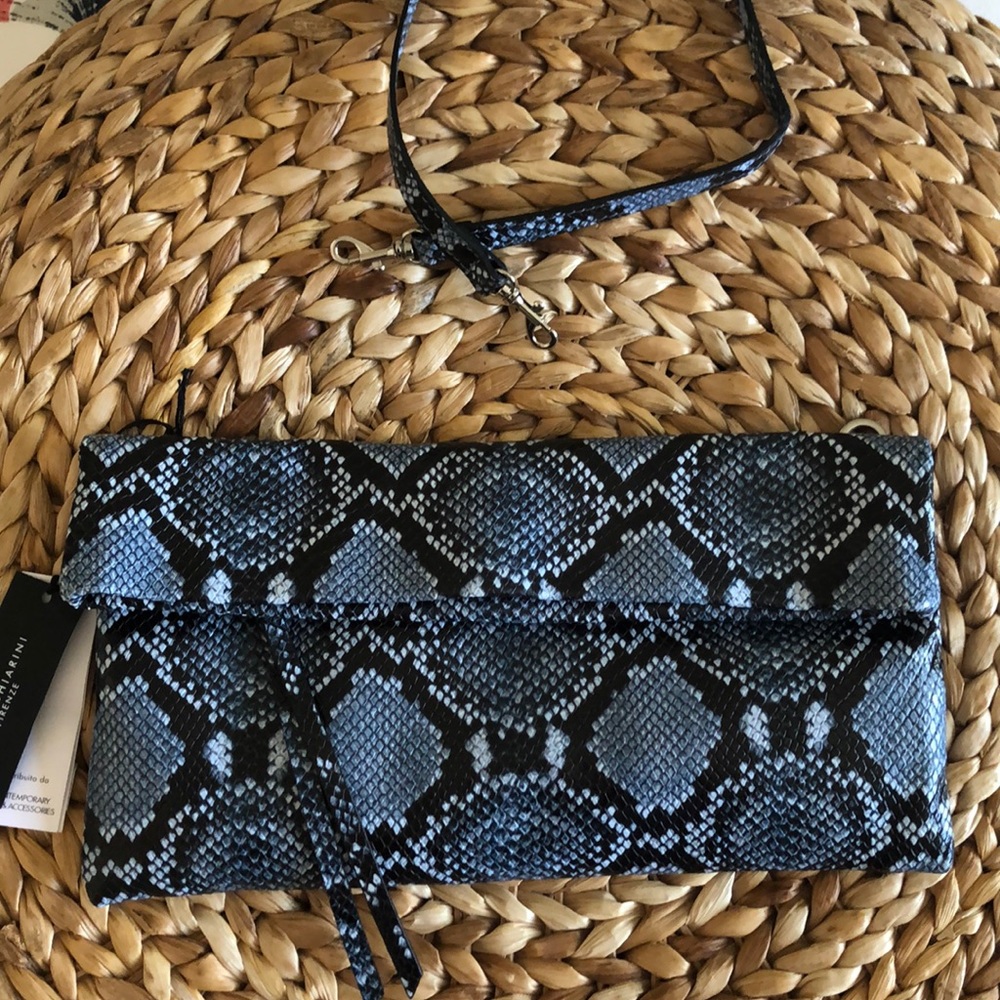 GIANNI CHIARINI BLUE SNAKE CLUTCH. - Picture 6 of 8